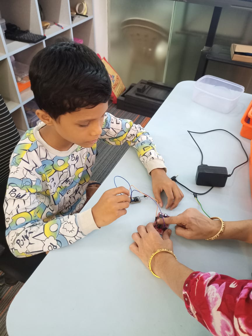 Students Performing Activities In Our Center Of Innovation